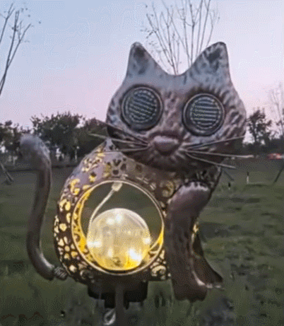 Dynamic Solar Animal Garden Stake Light 🐸🐱🦉