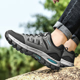 Men's Winter Comfy Lace-up Outdoor Hiking Shoes