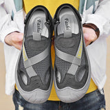 Men's Outdoor Hiking Sandals Breathable River Upstream Shoes