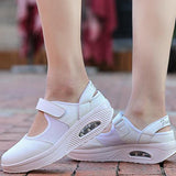 Women Breathable Shoes Nurse Shake Shoes